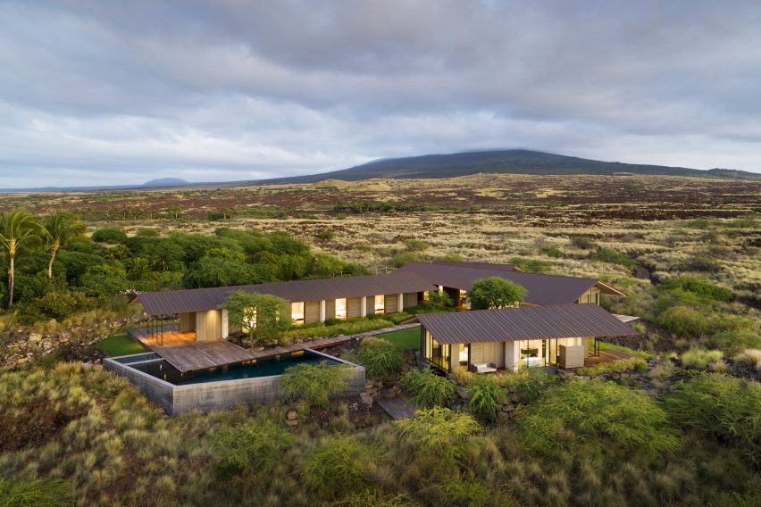 Hale Mau'u home in the Hawaiian landscape