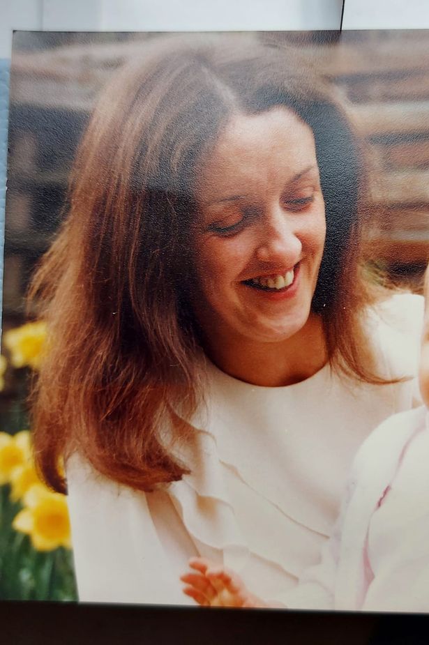 Paul Davis, a plumber with Brugada syndrome who could at any moment make his heart stop, urges the family of Laura Hogg, a mother of seven from Swadlincote who died suddenly without explanation.  Pictured is sister Margaret Walsh, who died suddenly after collapsing in 1988.