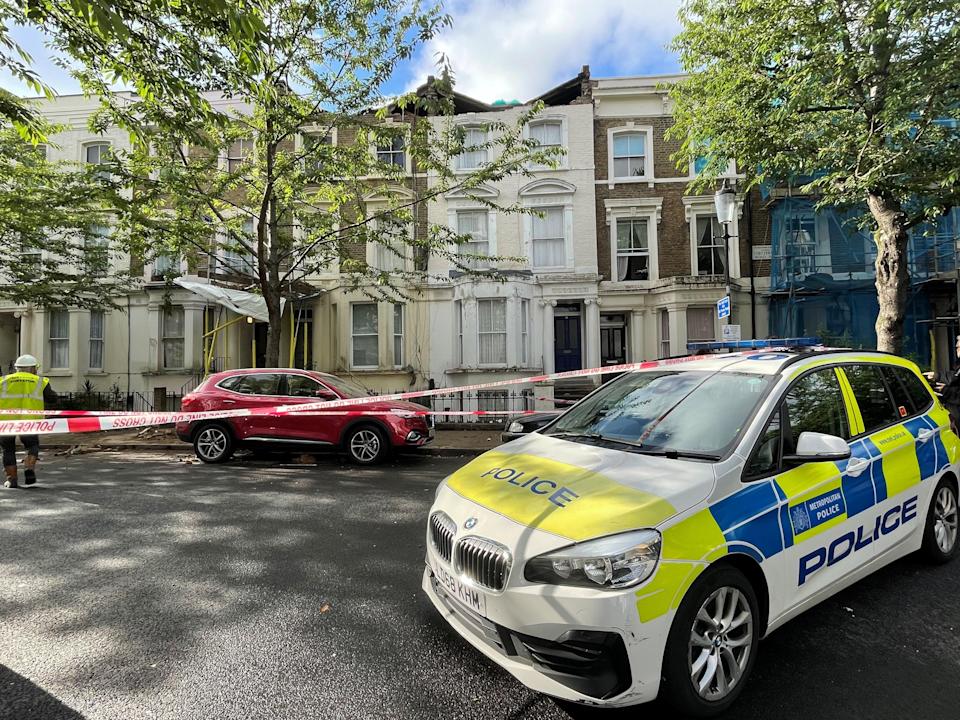 The scene in Chesterton Road on Monday morning (ES)