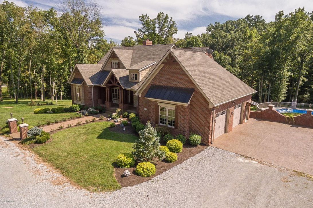 cnet-smart-home-exterior-routt.jpg