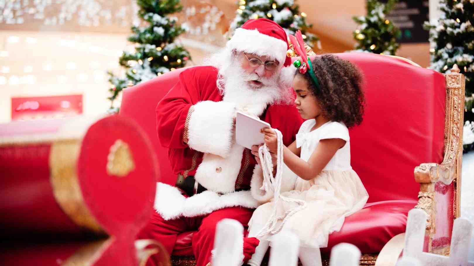 How much does Santa make per hour?