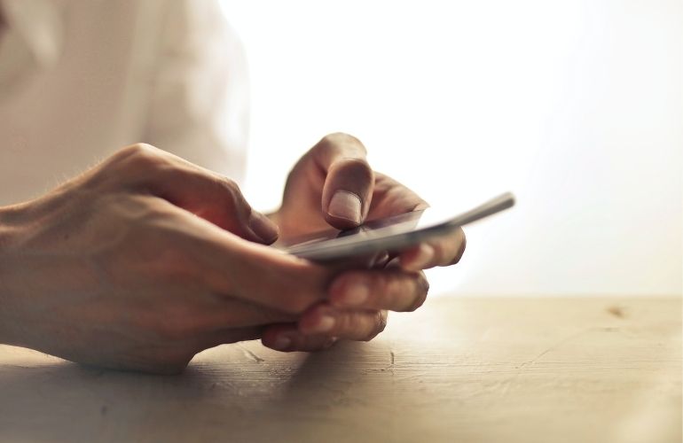 text phone customer service stock 4 ways to grow your solar business with better customer service