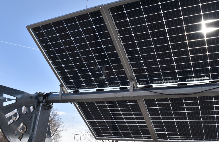 ArrayTechnologies-Bifacial (1) Credit: Array Technologies