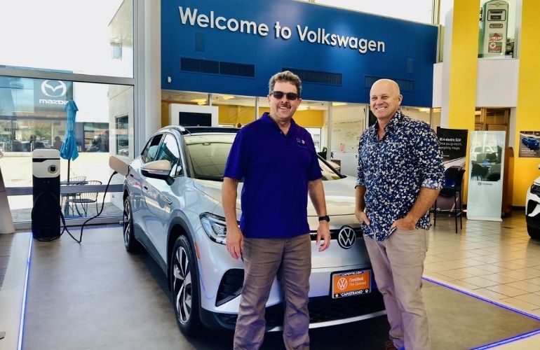 Stellar Solar car dealership partnership Stellar Solar partners with California car dealership on rooftop array and EV customer assistance