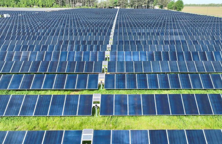 bank-ozk-solar-power-plant Credit: Scenic Hill Solar