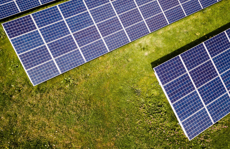 solar panel farm stock featured 770 98-MW Louisiana solar project will supply regional electric co-ops
