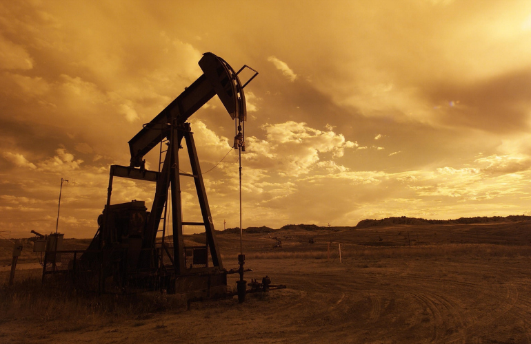fossil fuel carbon oil featured stock Navigating mineral owner rights when developing large-scale solar