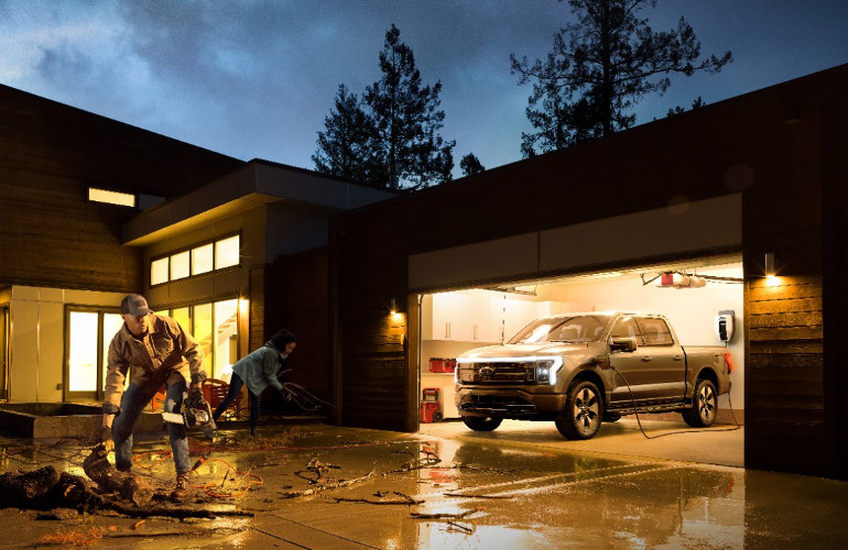 ford f150 lightning PG&E will test bidirectional power technology with Ford's F-150 Lightning EV too